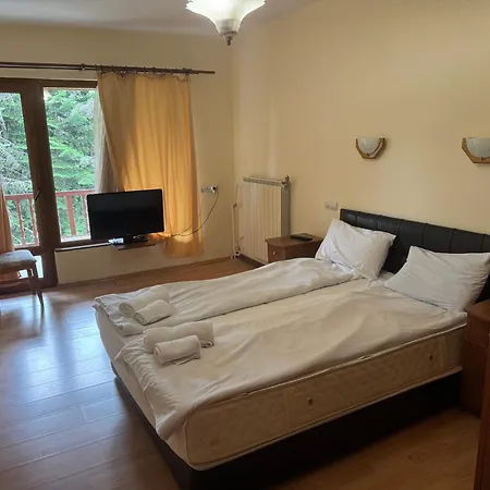 катерина Hotel 2*